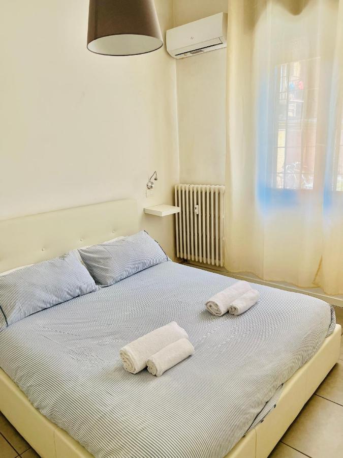 Ferienwohnung Via Aleardi, 4 Minutes From Station And Airport Shuttle Mestre Exterior foto